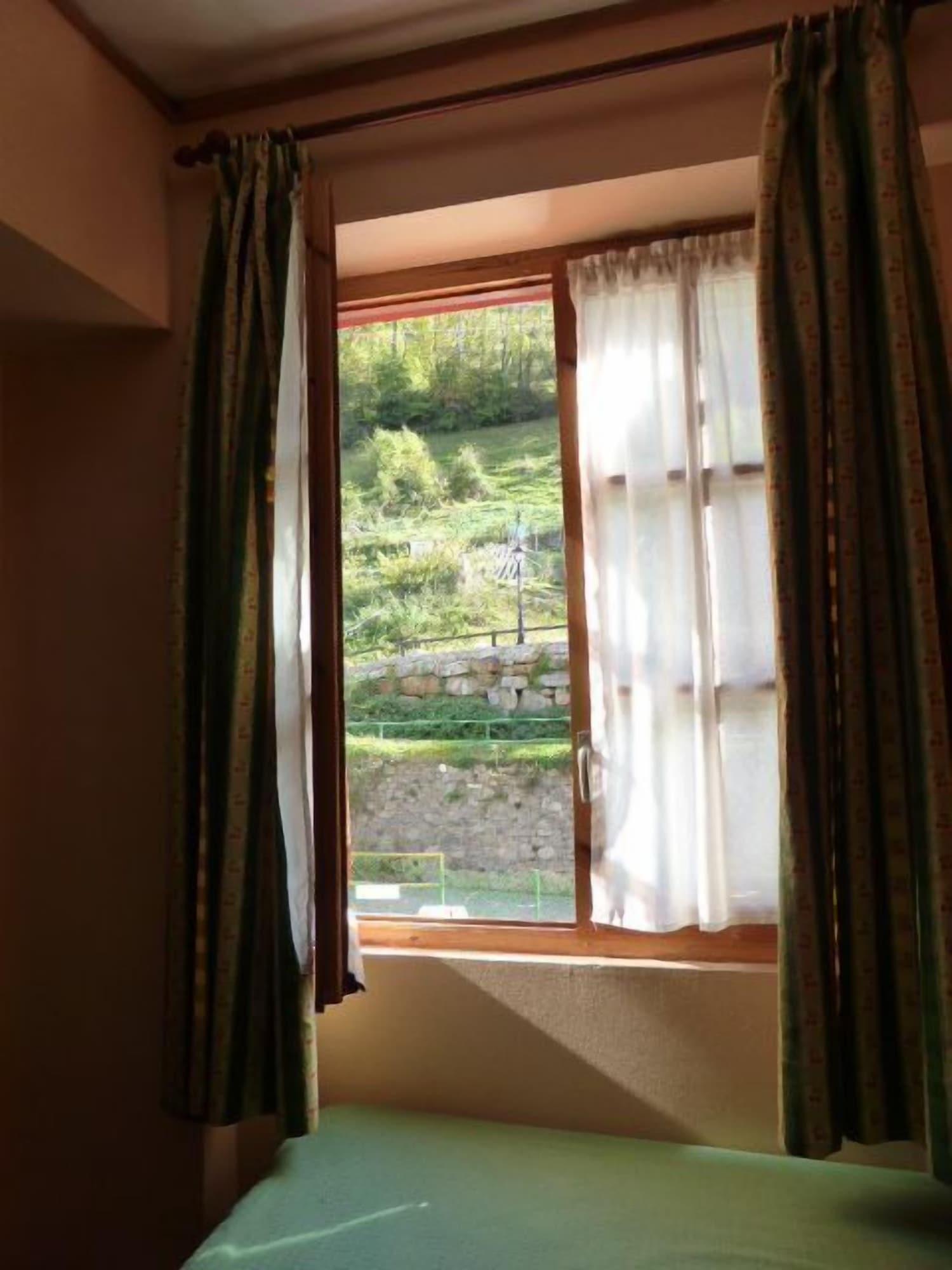 Hipic Hotel *